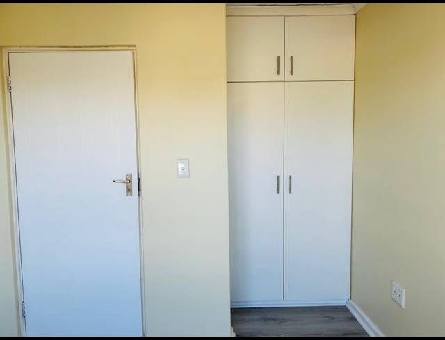 2 BEDROOM FREESTANDING TO LET IN GONUBIE